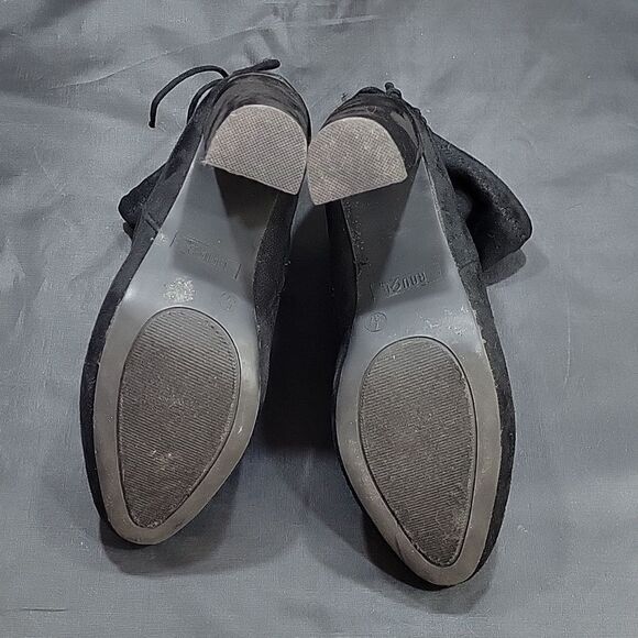 BAMBOO CHUNKY HEEL POINTED TOE WOMEN"S BOOTIE - Picture 13 of 15